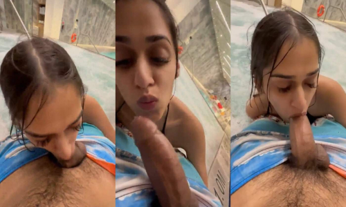 Sexy Babe Sucking Dick InSide Private Pool